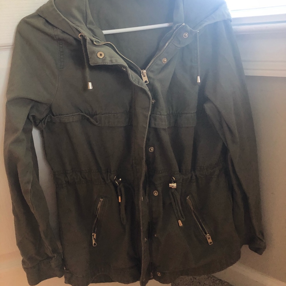 OLIVE UTILITY JACKET